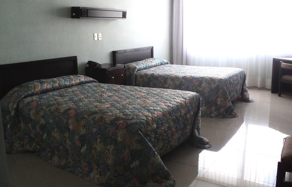 Hotel Mary Celaya  Chambre photo