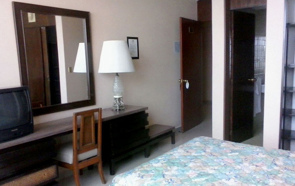 Hotel Mary Celaya  Extérieur photo