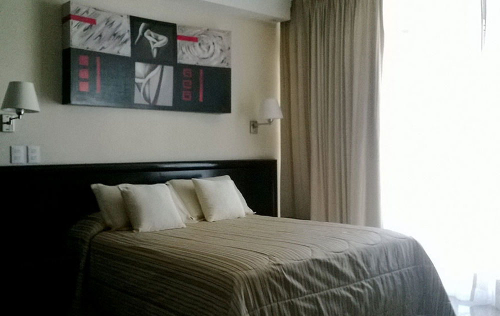 Hotel Mary Celaya  Extérieur photo