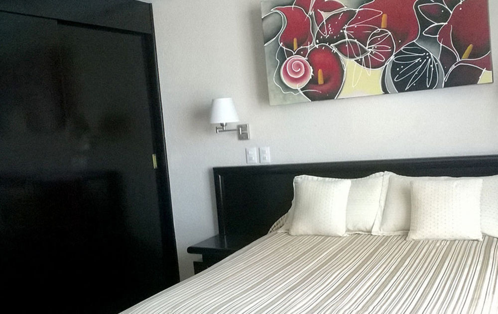 Hotel Mary Celaya  Extérieur photo